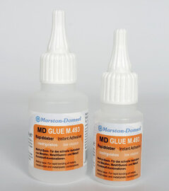 MD-GLUE M.493 Cyanacrylat